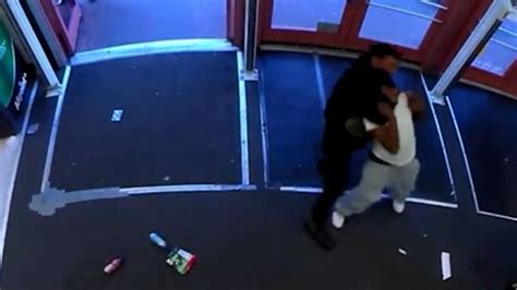 Moment Sf Walgreens Security Guard Fatally Shot Shoplifter Caught On Camera Marcatv