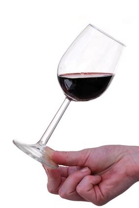 Ces verres sont soit destinés pour la table ou bien pour la dégustation oenologique de vins. Dégustation : quel verre à vin choisir
