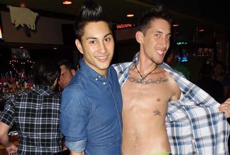 Gay Bars Clubs In Las Vegas The Best Lgbtq Spots Thrillist