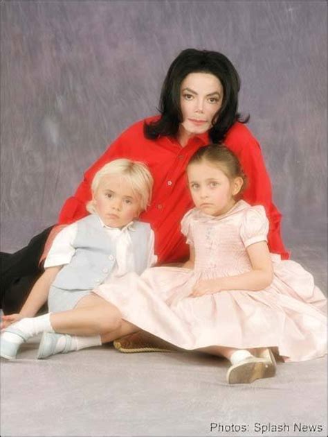 When he died, he left behind his three children — prince. MJ and his Kids - Michael Jackson Photo (11059411) - Fanpop