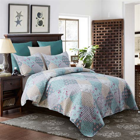 You can also find more quilting ideas such as quilt sets , king size quilt sets bedding, and others on blogandmore.com , and thank you for visiting. Light Green Gardens Style 3 Piece Quilt Bedding Set, King ...