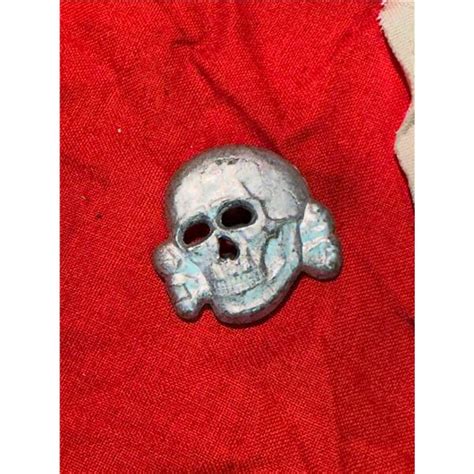 Ww2 German Totenkopf Skull Visor Cap Badge Insignia