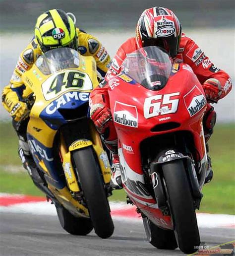 Rossi is the fourth youngest rider ever to win the 500cc title after freddie spencer, mike hailwood and john surtees. VALENTINO ROSSI raccolta foto thread - DaiDeGas Forum