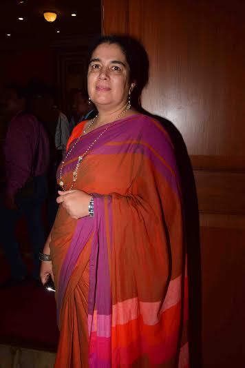 She used to work in a travel agency before getting married to. Reena Dutta - Bollywood Bubble (255384)