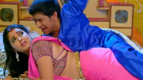 Amrapali Dubey SEXY Video Bhojpuri Actress Nirahua S BOLD Romantic