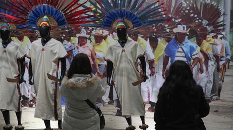 Bolivian Indigenous Clothes Show Their Color And Diversity Spains News