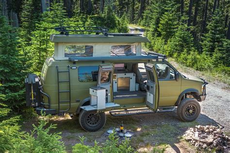 Check out our stock of over 250 cars/vans/4x4. Así es el Ford Econoline Camper 4×4: De furgón mítico a ...