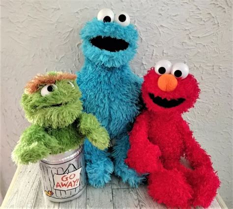 Sesame Street 15 Cookie Monster 13 Elmo And 10 Oscar Plush 18 25 Picclick