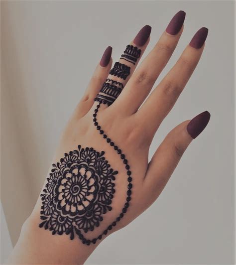 New Mehndi Design On Fingers Only Rectangle Circle