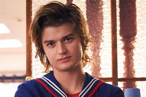 Steve From Stranger Things Has Just Dropped His Debut Single And It S