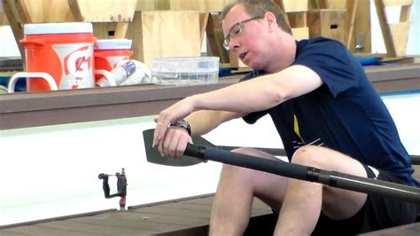 Learn To Row Rowing Drills And Technique How To Hold A Sweep Oar