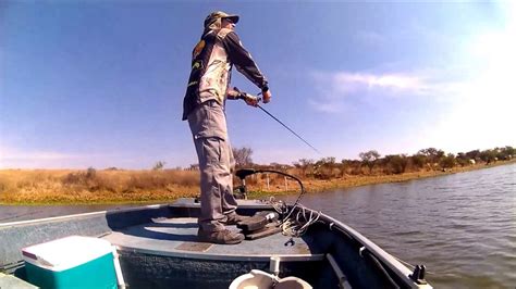 Pesca Del Black Bass Arreglo Texas Youtube