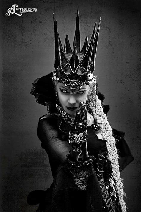 Fantasy Lederkrone Dark Queen By Ätherwerkde Dark Queen Evil