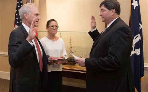 Richard V Spencer Sworn In As New Navy Secretary Stars And Stripes