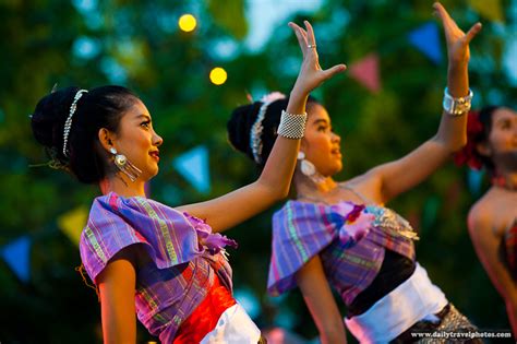 Songkran Tiny Dancer A Cute Thai Girl Performs A Native