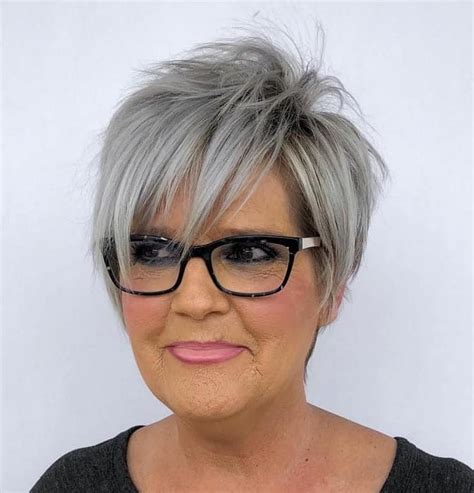 Further, this is quite a good look with glasses as well, as one can notice in the picture. 21 Trendy Short Hairstyles for Women Over 50 with Glasses ...