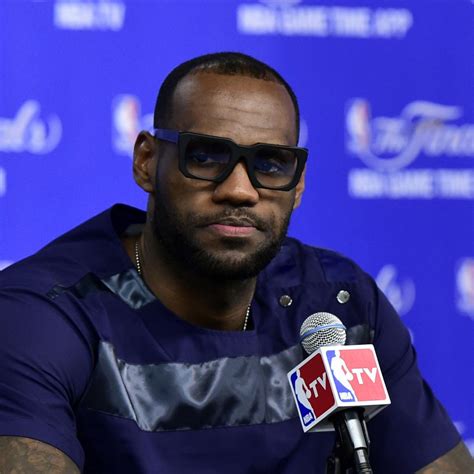 Breaking Down Lebron James Social Media For Clues To His Free Agency Decision News Scores