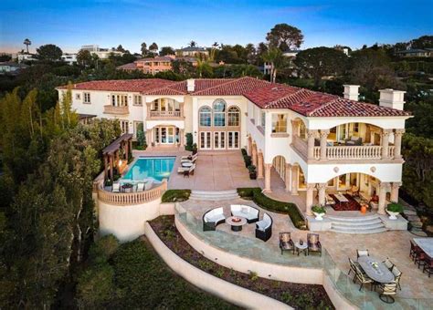 This Exceptional La Jolla Mansion First Time To Market For 22995000