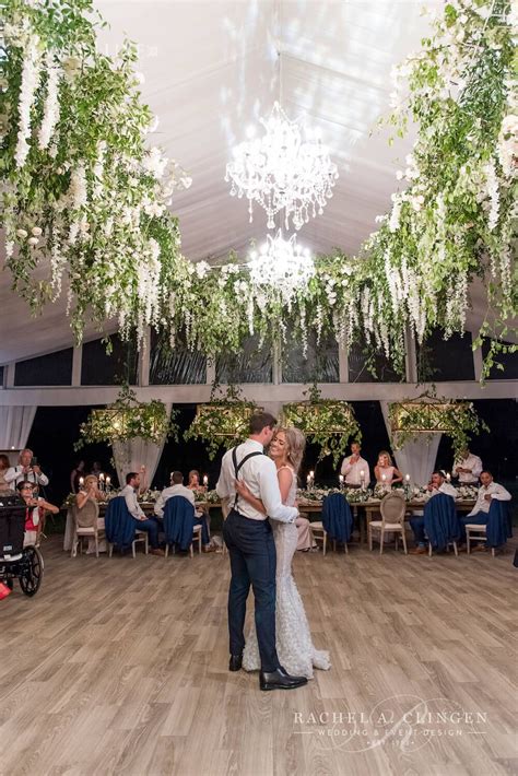 John Tavares Tent Niagara Wedding Wedding Decorations Floral