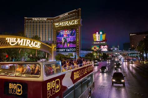 Las Vegas Night Bus Tour With Expert Live Guide And Fremont Street Experience