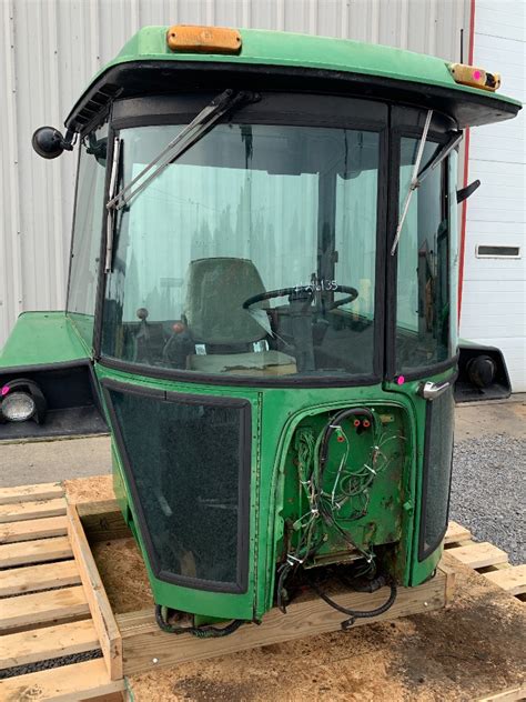The allpartsstore carries a large selection of aftermarket john deere tractor parts, compact tractor parts, combine parts, industrial/construction parts, mower parts, and so much more.if a part on your john deere equipment is broken, damaged, or. JD-B26-4030LQ-601 - John Deere 4430 Cab | Bootheel Tractor ...
