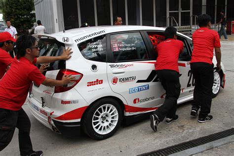 Honda Malaysia Racing Team Makes Final Preparations For The Sepang 1000