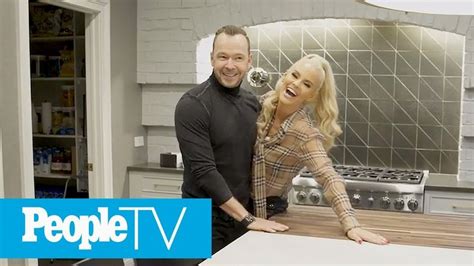 Inside Jenny Mccarthy And Donnie Wahlbergs Chicago Home Peopletv