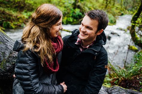 Waterfall Engagement Photos At The Columbia River Gorge Portland Portland Engagement