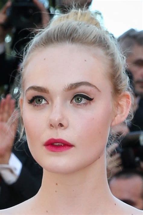 elle fanning s hairstyles and hair colors steal her style page 2