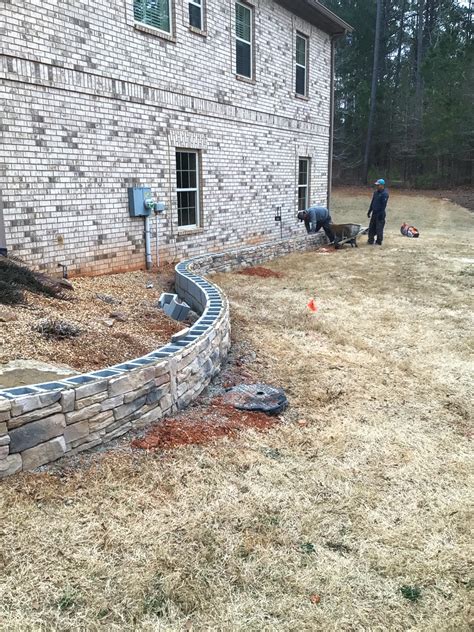 Knee Wall Project - Cutting Edge Landscaping