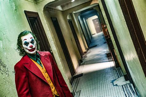 Miért a legtöbb ember rossz nézni joker? Imagini Joker (2019) - Imagine 19 din 58 - CineMagia.ro