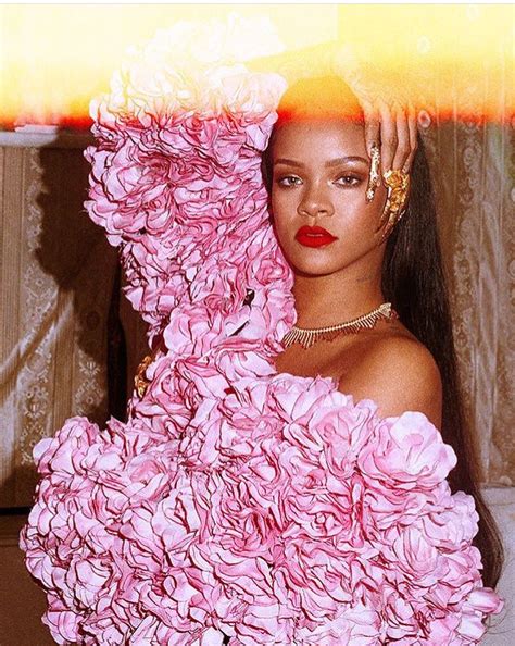 Rihanma Rihanna Photoshoot Red Lipsticks Pink Lipsticks