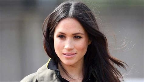 meghan markle confirms she suffered a miscarriage