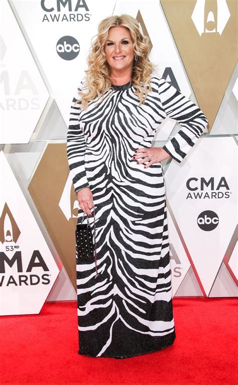 Trisha Yearwood From Cma Awards 2019 Red Carpet Fashion E News