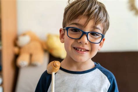 9 Signs That Your Child May Have A Vision Problem Kids In The House