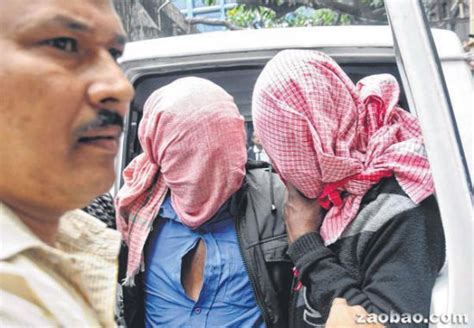 日本女游客遭印度5男子强奸：被囚地下室1月 印度强奸案 新浪新闻