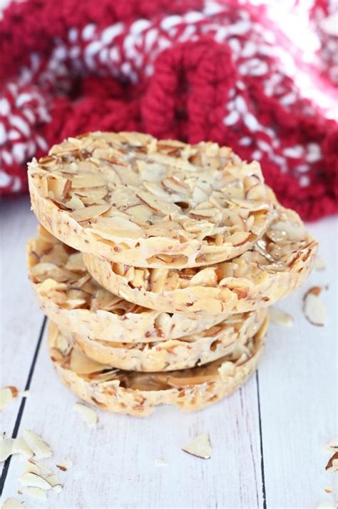 The taste puts you in heaven. Almond Crackle Cookies | Wishes and Dishes