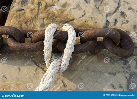 Chain And Rope Stock Image Image Of Confusion Pile 26620365