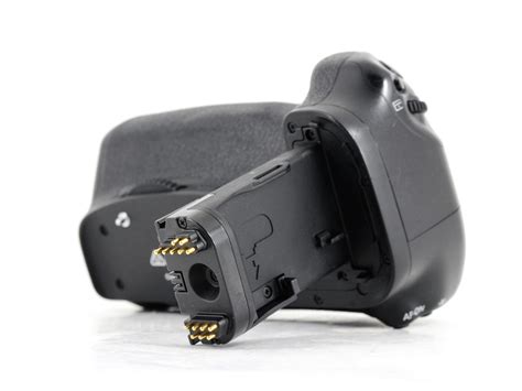 Canon Bg E14 Battery Grip For Eos 70d 80d 90d Lenses And Cameras