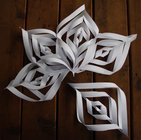 Passengers On A Little Spaceship Hanging Paper Snowflake Star