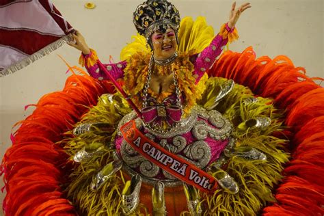 É denominada de forma carinhosa de a majestade do samba, e compõe com mangueira e. Desfile das Escolas de Samba em 2021 pode ficar para o fim ...