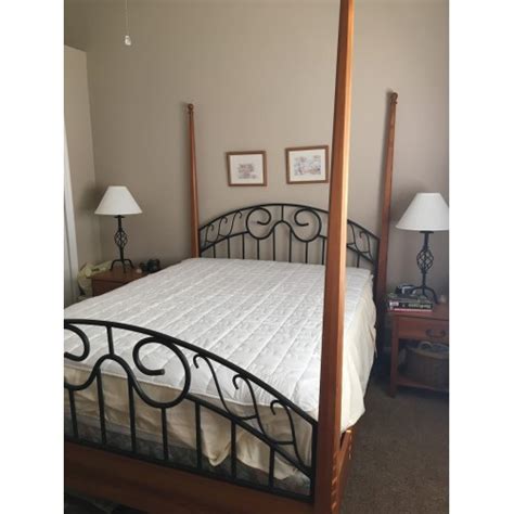 Give yourself a cool night's sleep with this cooltouch™ mattress pad from masterguard®! Magnetic Mattress Pad - Deluxe - King