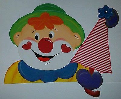 Fensterbild clown im geschenk fasching karneval. Fensterbild Tonkarton Fasching Karneval Kinderzimmer ...