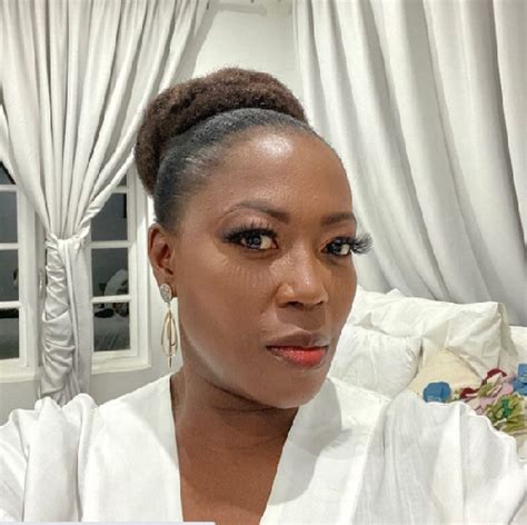 Some of those include graying hair, loose skin, wrinkles and so forth. Rami Chuene biography, age, profile, husband & daughters | The Nation Connect