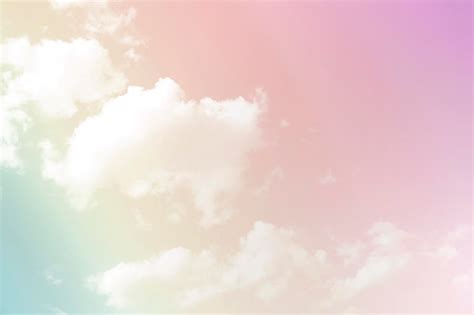 Premium Photo Sky And Clouds In Pastel Tones
