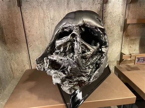 Darth Vaders Destroyed Helmet Found In Dok Ondars Den Of Antiquities At Disneys Hollywood