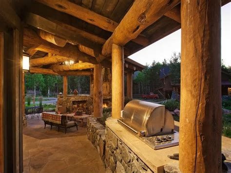 14 Incredible Outdoor Kitchens That Go Way Beyond Grills Photos