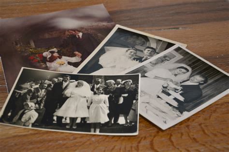 Nellu0027era dellu0027acquario vie bohème e … ecco gli abiti da sposa anni 70 per un matrimonio originale … il problema mettendo quello di mia madre (qui sopra) che mi. Abito Sposa Anni 60 Vintage : Abito Da Sposa Tradizionale ...
