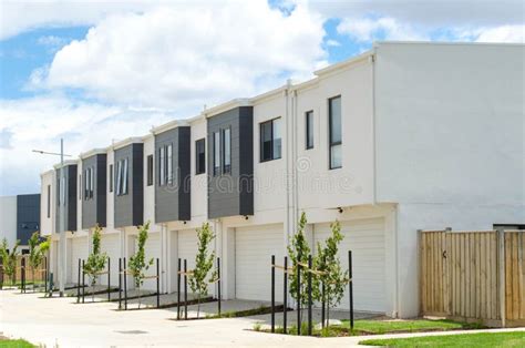 A Row Of Residential Townhomes Or Townhouses In Melbourne S Suburb Vic