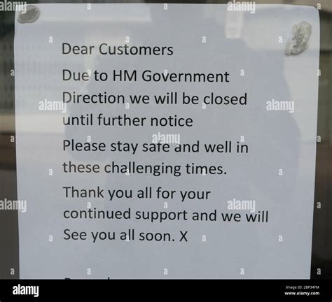 Shop Closed Closure Notice Hi Res Stock Photography And Images Alamy